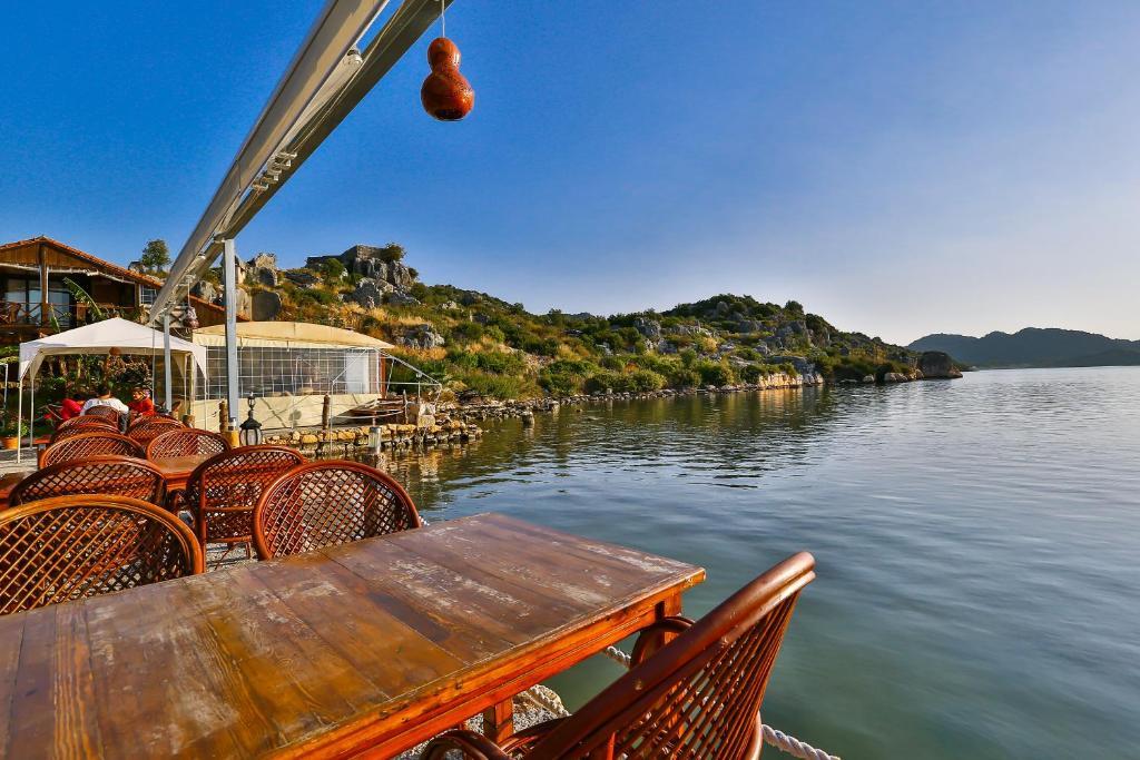Kekova Theimussa Hotel Kaleucagiz Ngoại thất bức ảnh